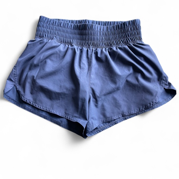 GAP Athletic Shorts - Picture 1 of 2